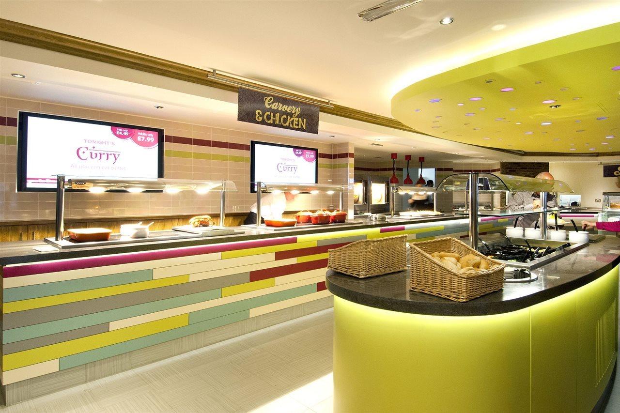 Premier Inn Barry Island Экстерьер фото